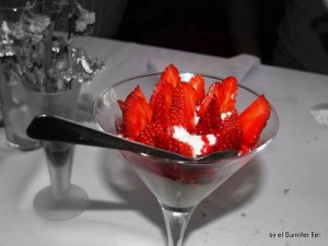 fresas con nata fresas con nata y vino de La Mancha