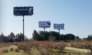 Monoposte DO La Mancha en las carreteras