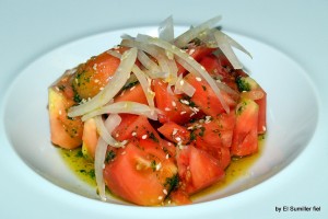 ensalada de tomate y cebolla