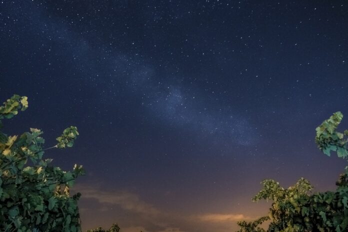 Cielo raso en una noche de verano en La Mancha