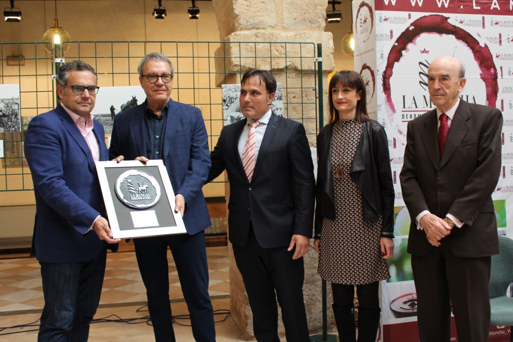 Manuel Juliá, director de FENAVIN, Premio Fidelidad al Vino