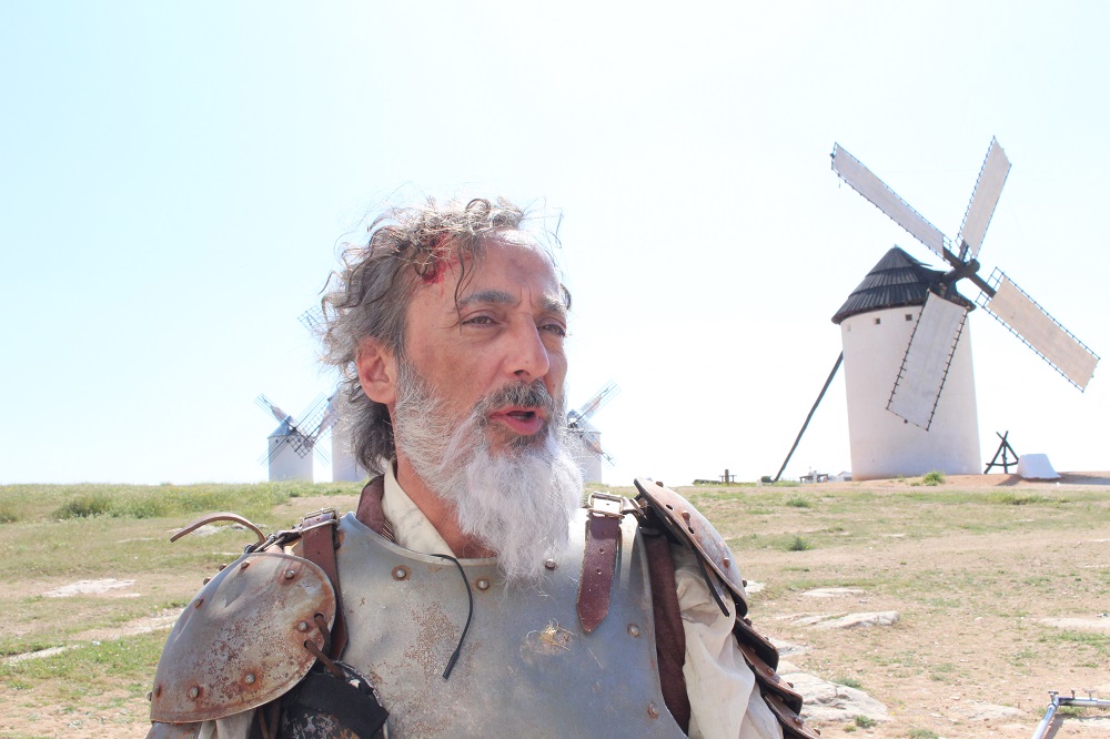 Javier Coll como díscolo Don Quijote