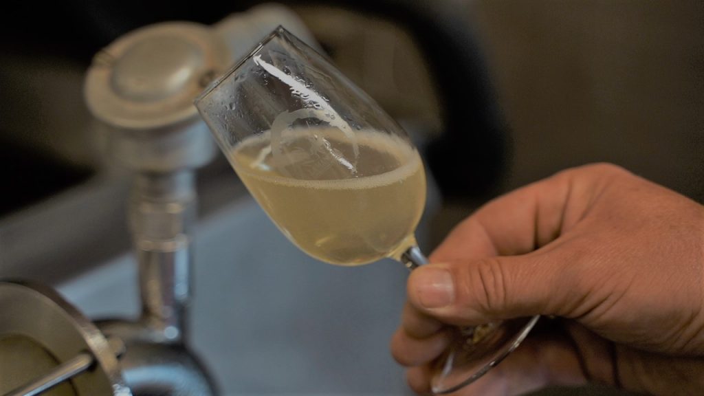 Filtrado de vinos blancos