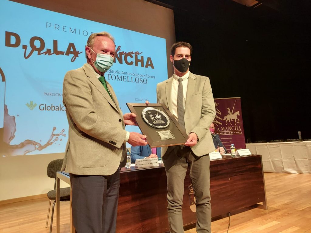 Celino Gracia, 1º Certamen Literario