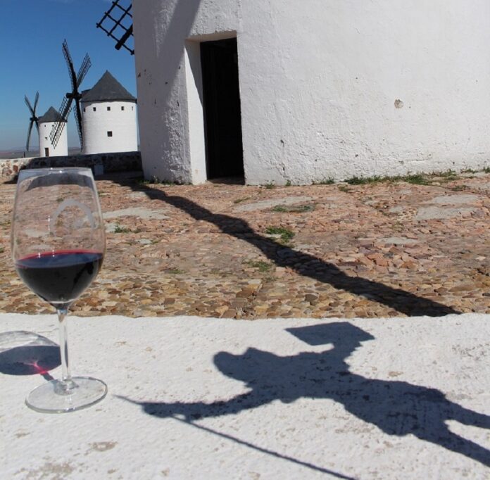 El Quijote, el gran embajador de los vinos de La Mancha en el mundo