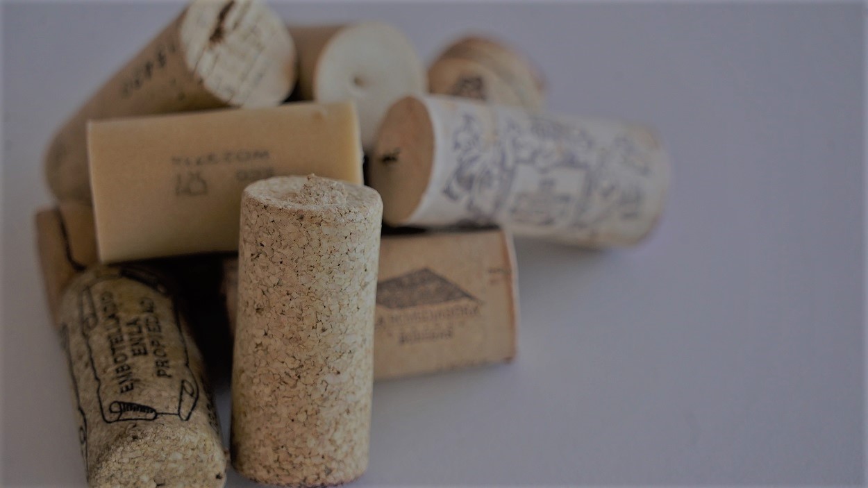 DIY: 7 originales diseños que puedes crear con corchos de vino, CASA-Y-MAS