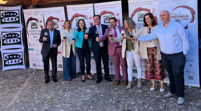 Brindis inaugural de la VI Fiesta de la Vendimia