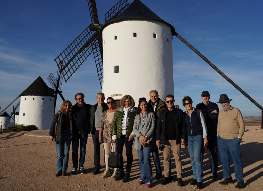 Visita a uno de los molinos de viento del CLub Conecta