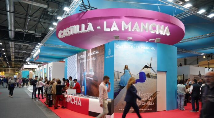 Stand de CLM en Fitur en el pasado 2024