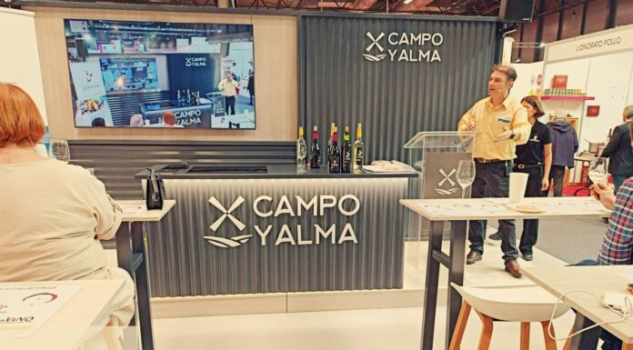Cata en el stand de Campo y Alma en Salón Gourmets 2025