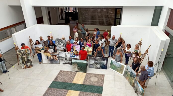 Foto de familia del VI Concurso de Pintura Rápida 'Vinos de La Mancha'