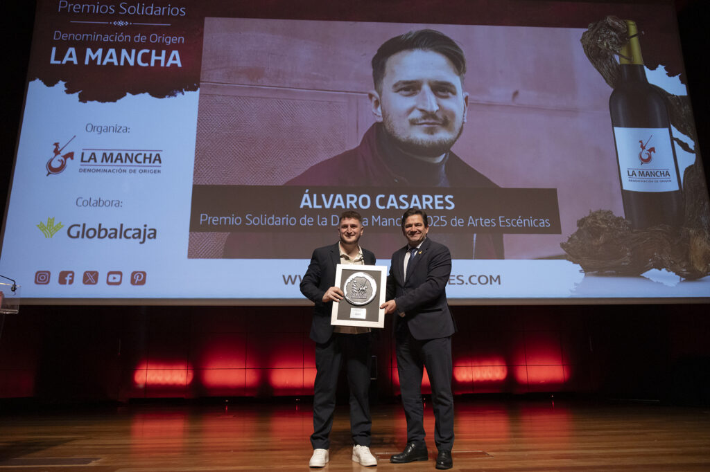 Álvaro Casares, Premio Solidario en 'Artes Ecsénicas'