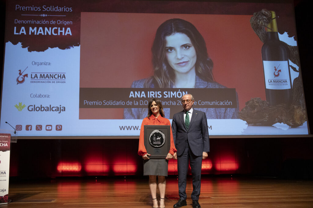 Ana Iris Simón, Premio Solidario en 'Comunicacion'