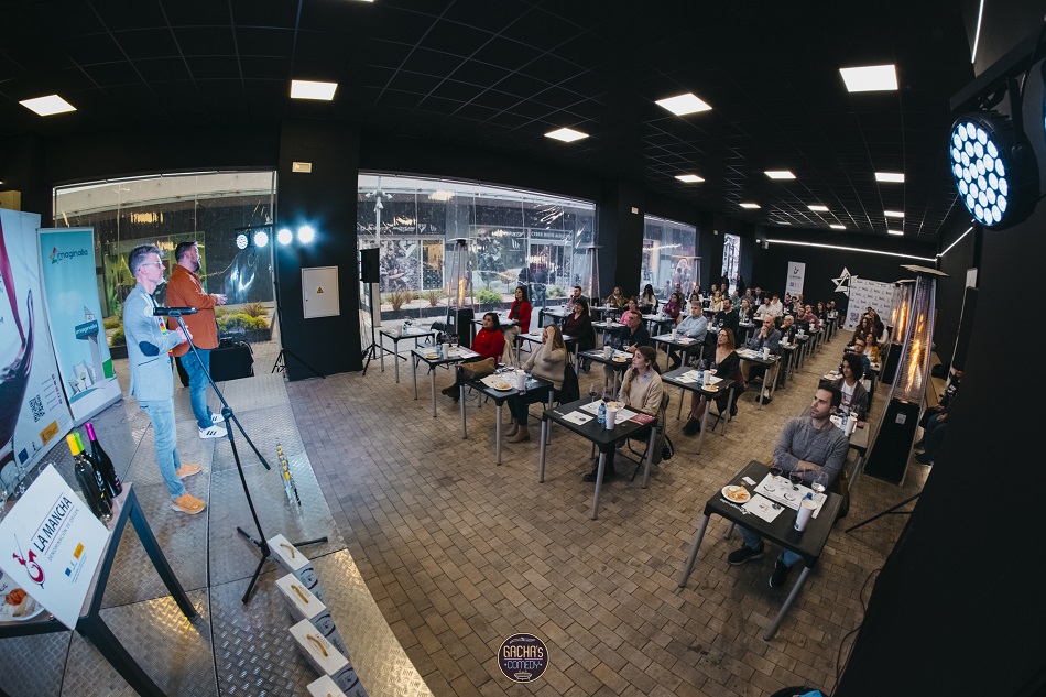 Las catas comedy se celebraron en el CC Imaginalia