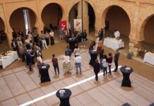 El patio Mudejar del Museo Artes Escénicas volvió a recrear el espacio para la degustación
