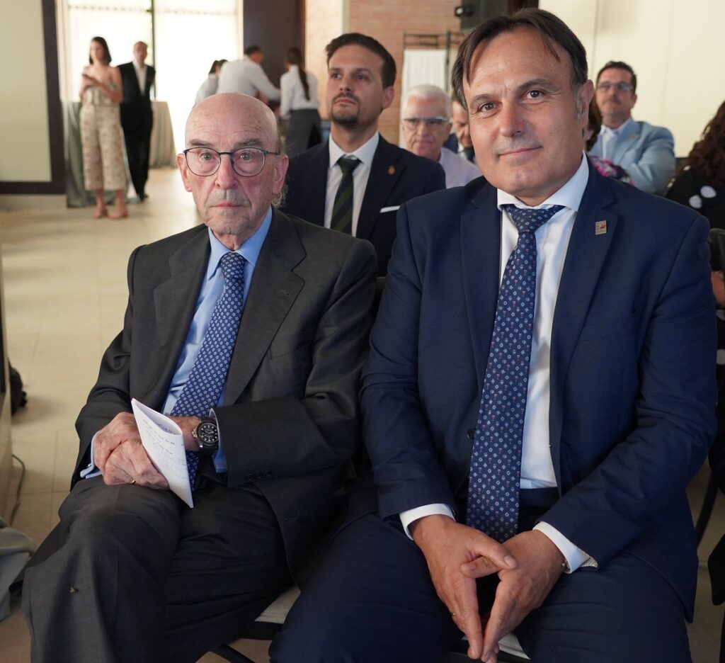 El sector del vino estuvo reconocido por el Consejo Regulador y el Presidente de Virgen de las Viñas