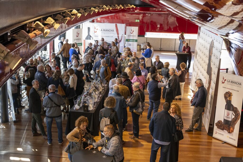 Galería de vinos con DO La Mancha celebrada como antesala